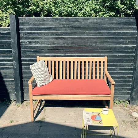 Peace In 60s On Reerso Peninsula *